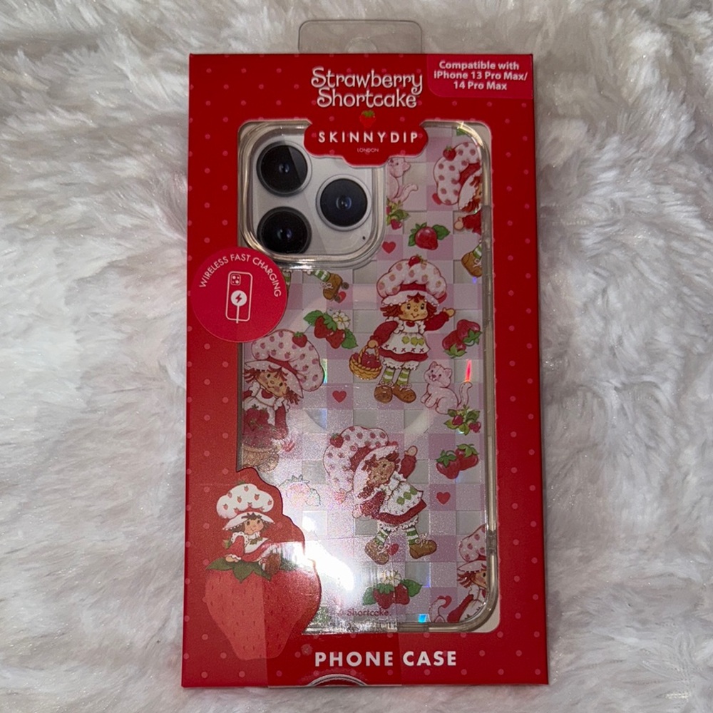 NWT SkinnyDip strawberry shortcake iphone case